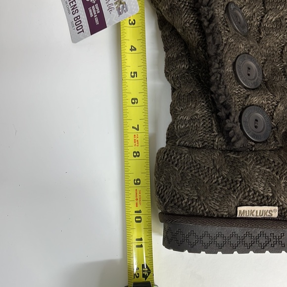 Muk Luks cozy boots. 1725 - Picture 3 of 7